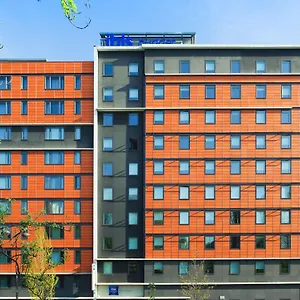 Ibis Budget Porte De La Chapelle - Arena 2* Párizs